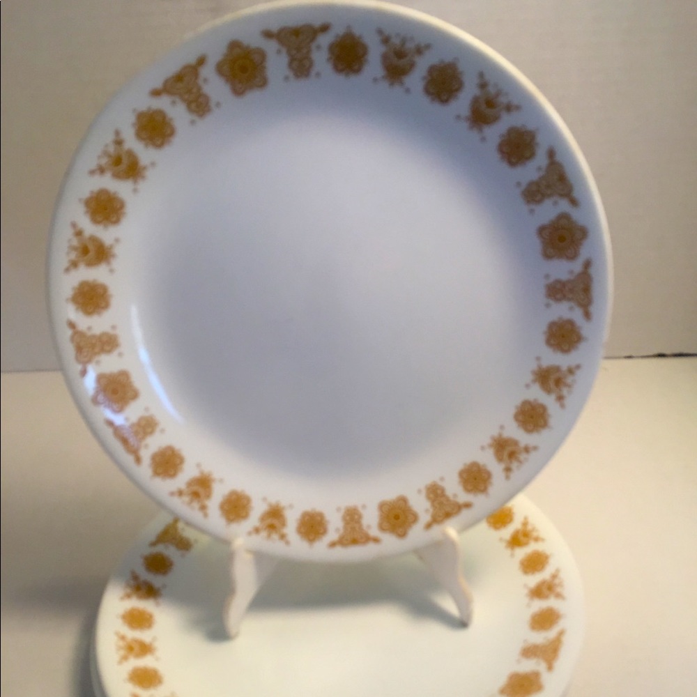 Corelle Butterfly Gold VNTG 4 luncheon plates 8.5”